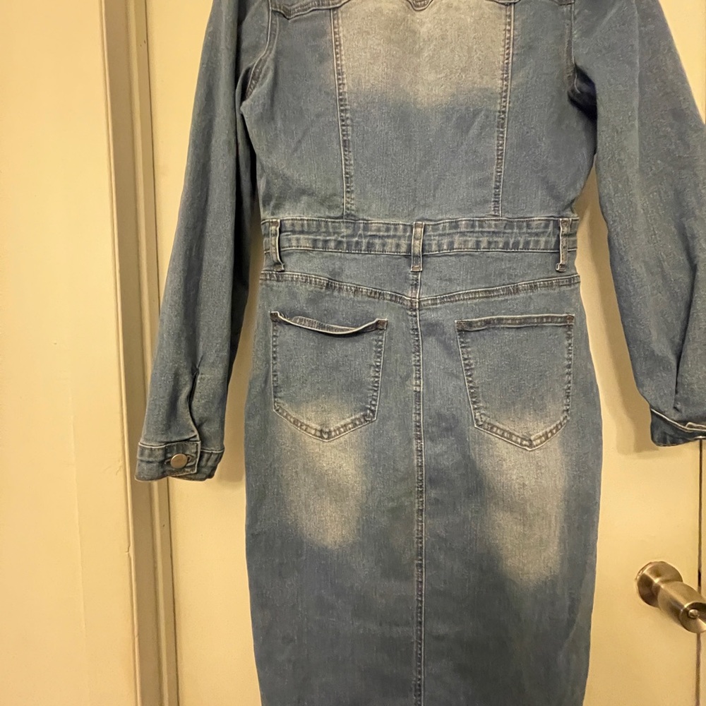 Denim Button-Up Long Jacket - Picture 9 of 9